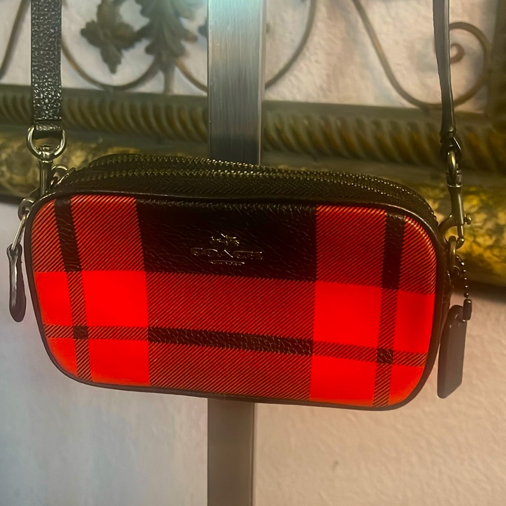 EUC Hard to Find Coach Plaid Small Crossbody Bag Pebble Leather